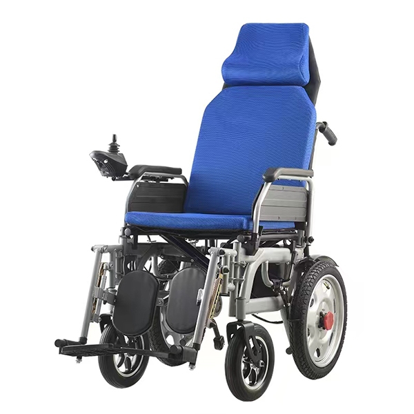 电动轮椅厂家：老年人用手动轮椅好?还是用电动轮椅?